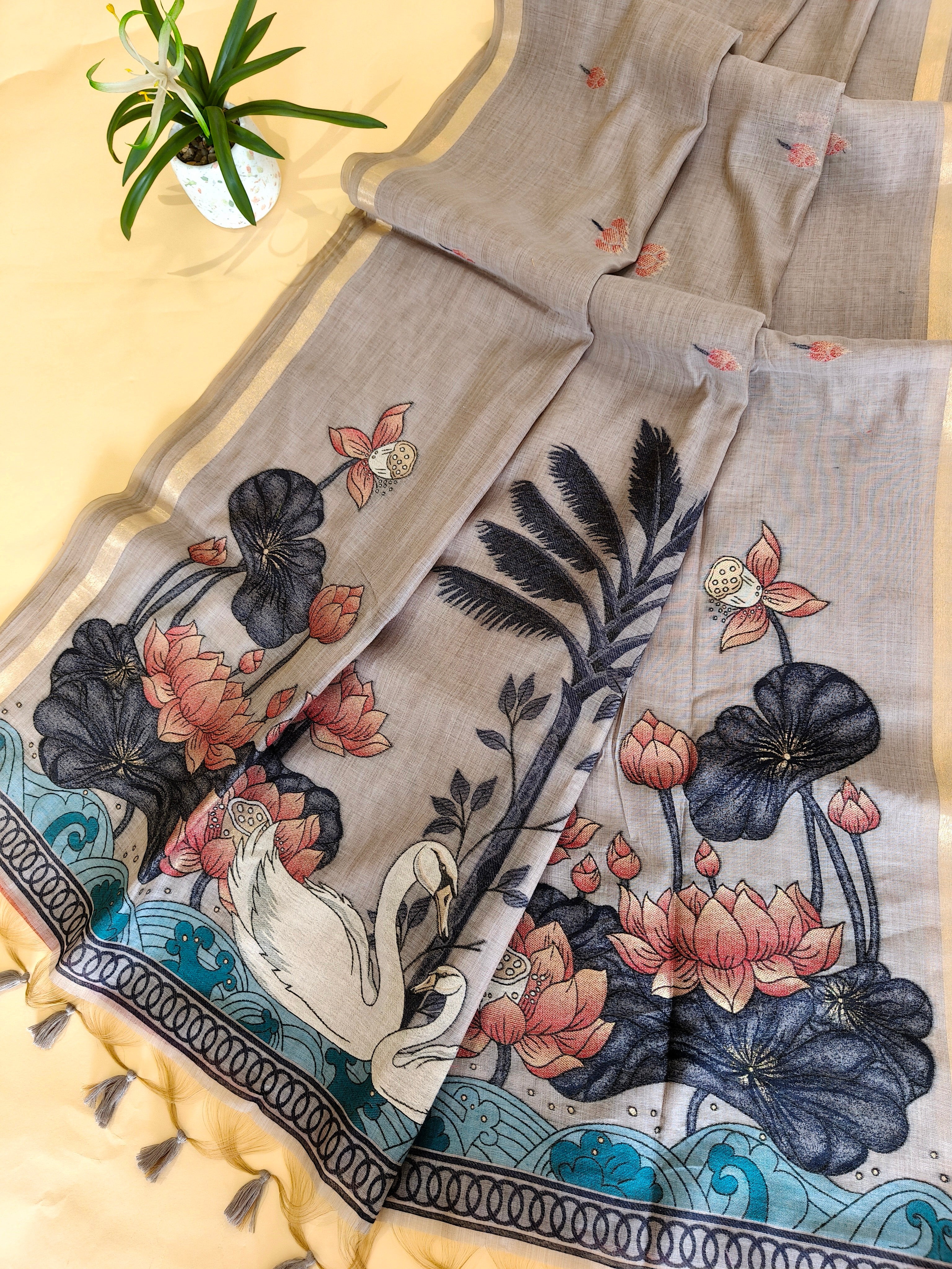 Muga Cotton Saree With Lotus Design Pallu - GREY