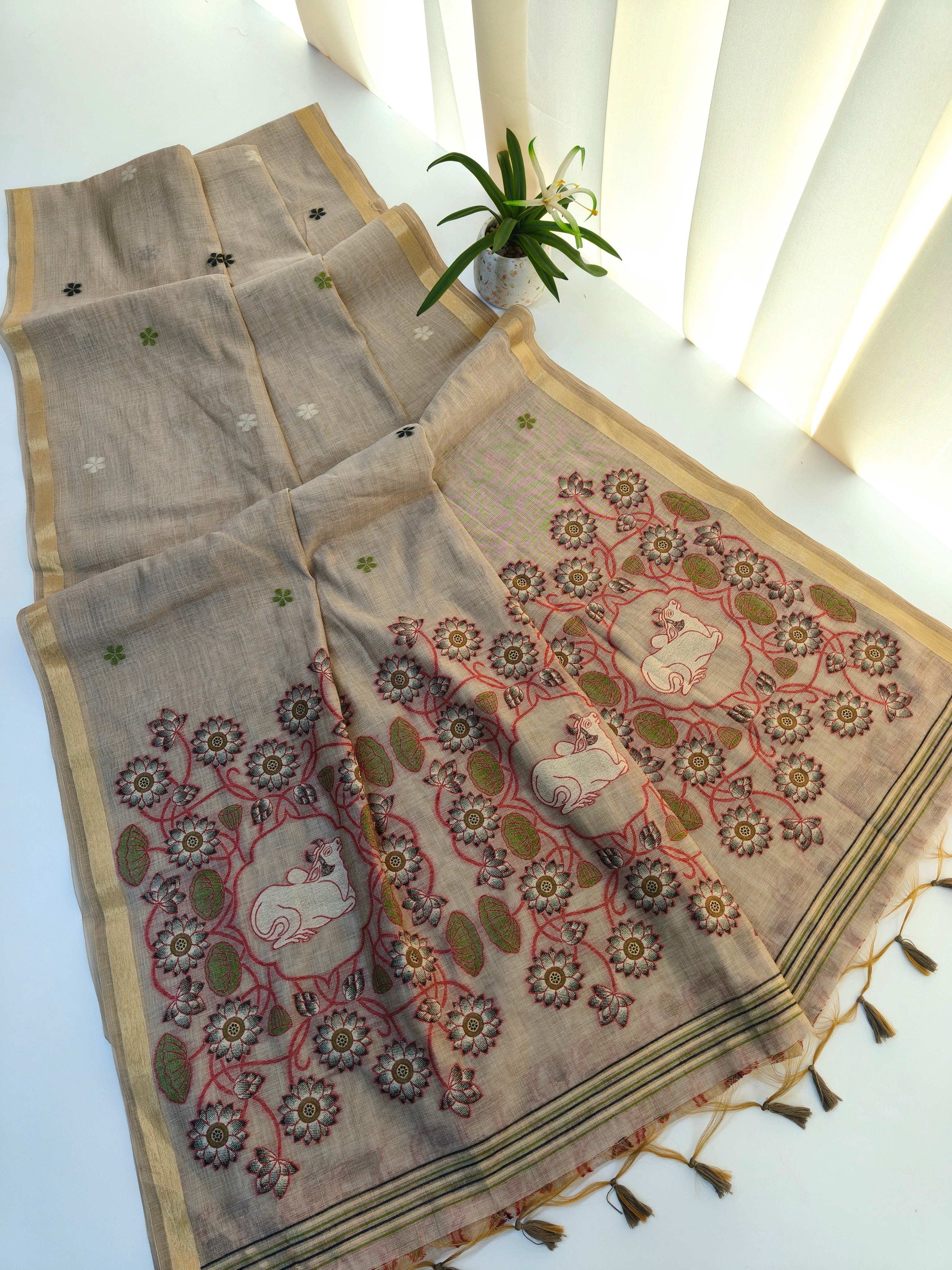 Muga Cotton Saree With Pichwai Pattern - GREY